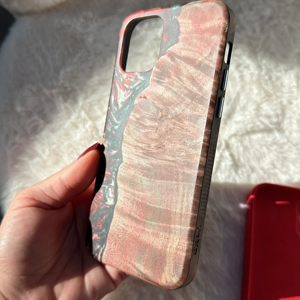 Set of 3 iPhone 12 Pro phone cases CARVED live edge MagSafe red and wood style